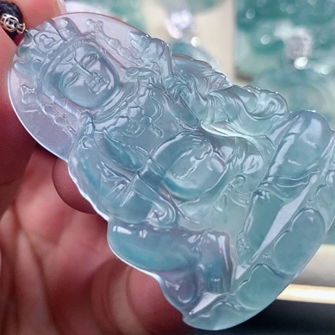 【闪购商品】翡翠颈饰18K金镶嵌天然翡翠