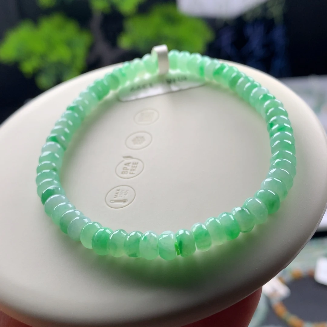 翡翠未镶嵌手链卡5.5