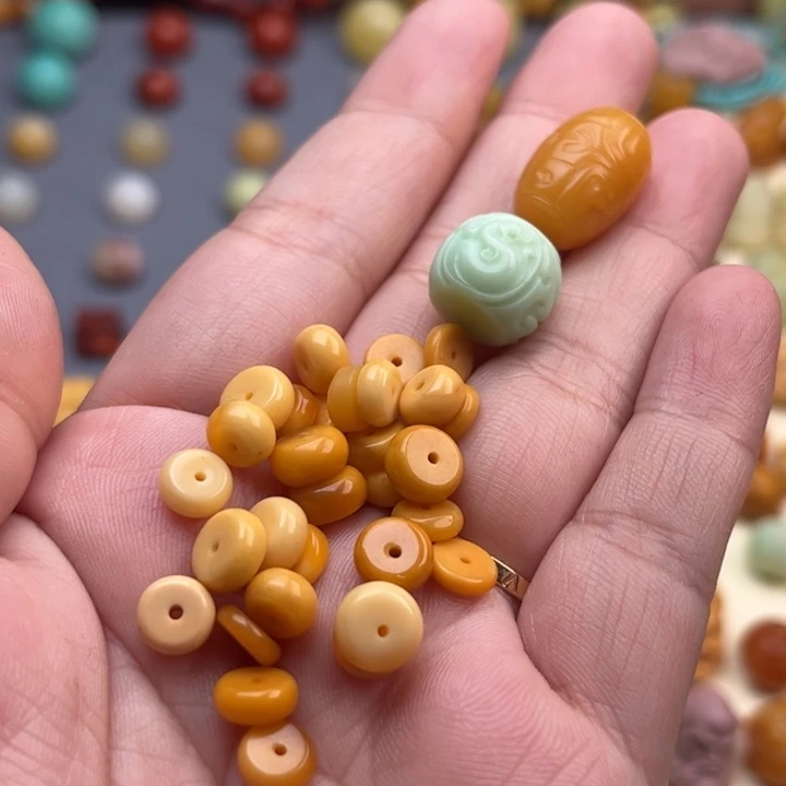 未镶嵌石英质玉（缅黄）珠宝半成品