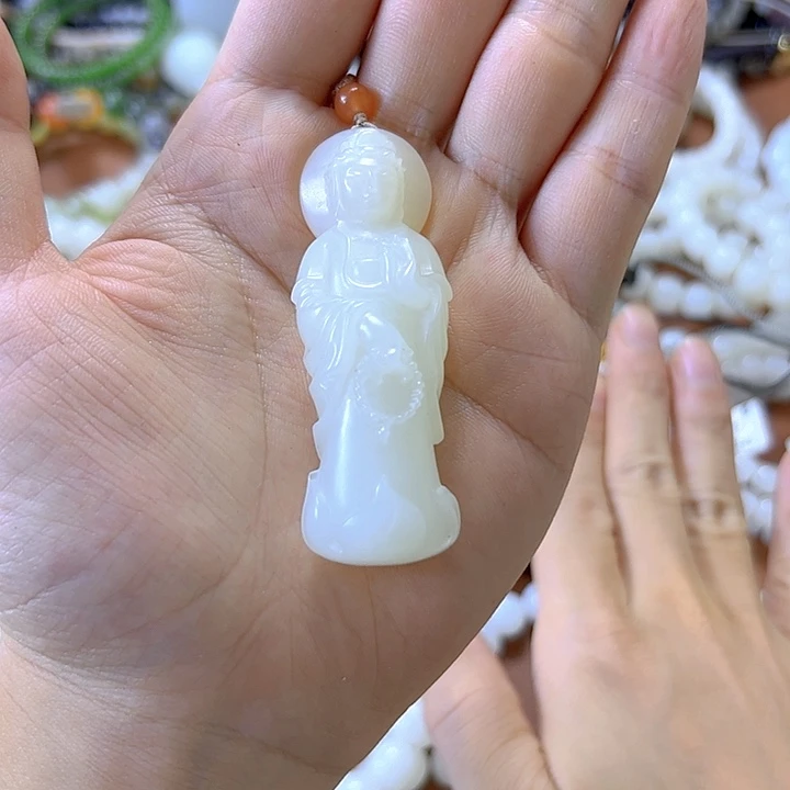 和田玉未镶嵌吊坠(赠链)