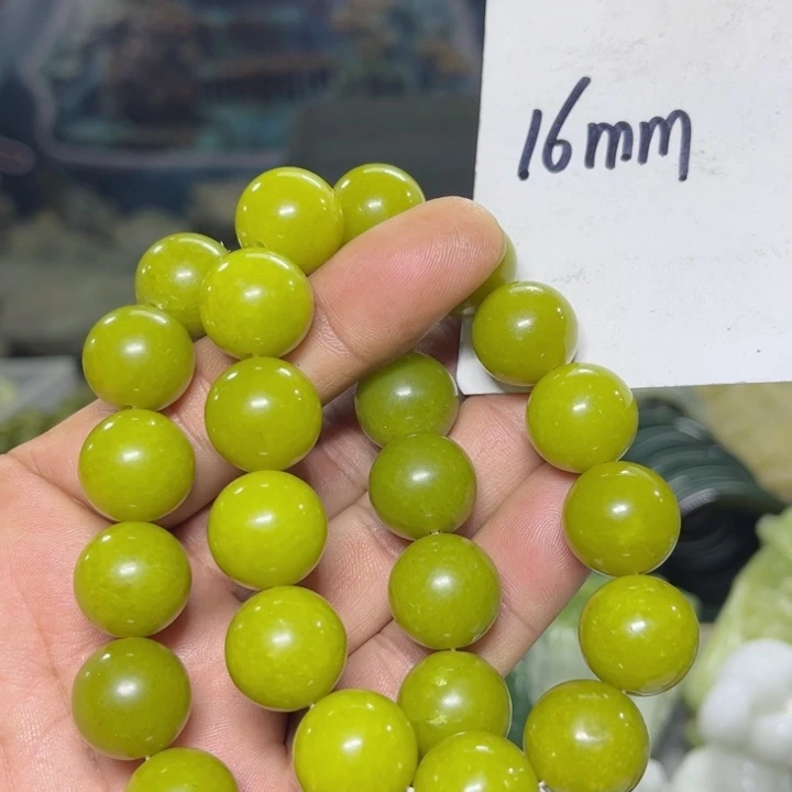 蛇纹石玉手串未镶嵌
