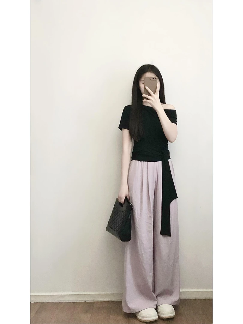 【听风琴】时尚黑色露肩针织上衣搭配高腰淡紫色休闲长裤两件套装