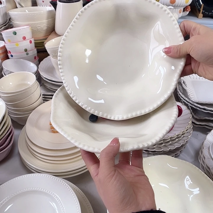 瓷片瑕疵特价陶瓷深盘