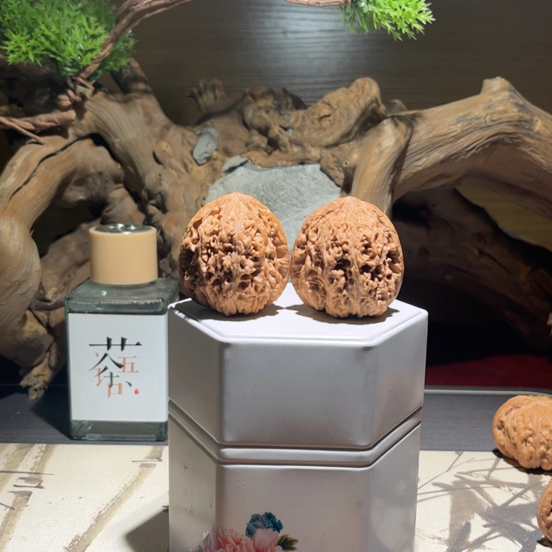 文玩核桃吊坠朵**孩38涿鹿第一丑
