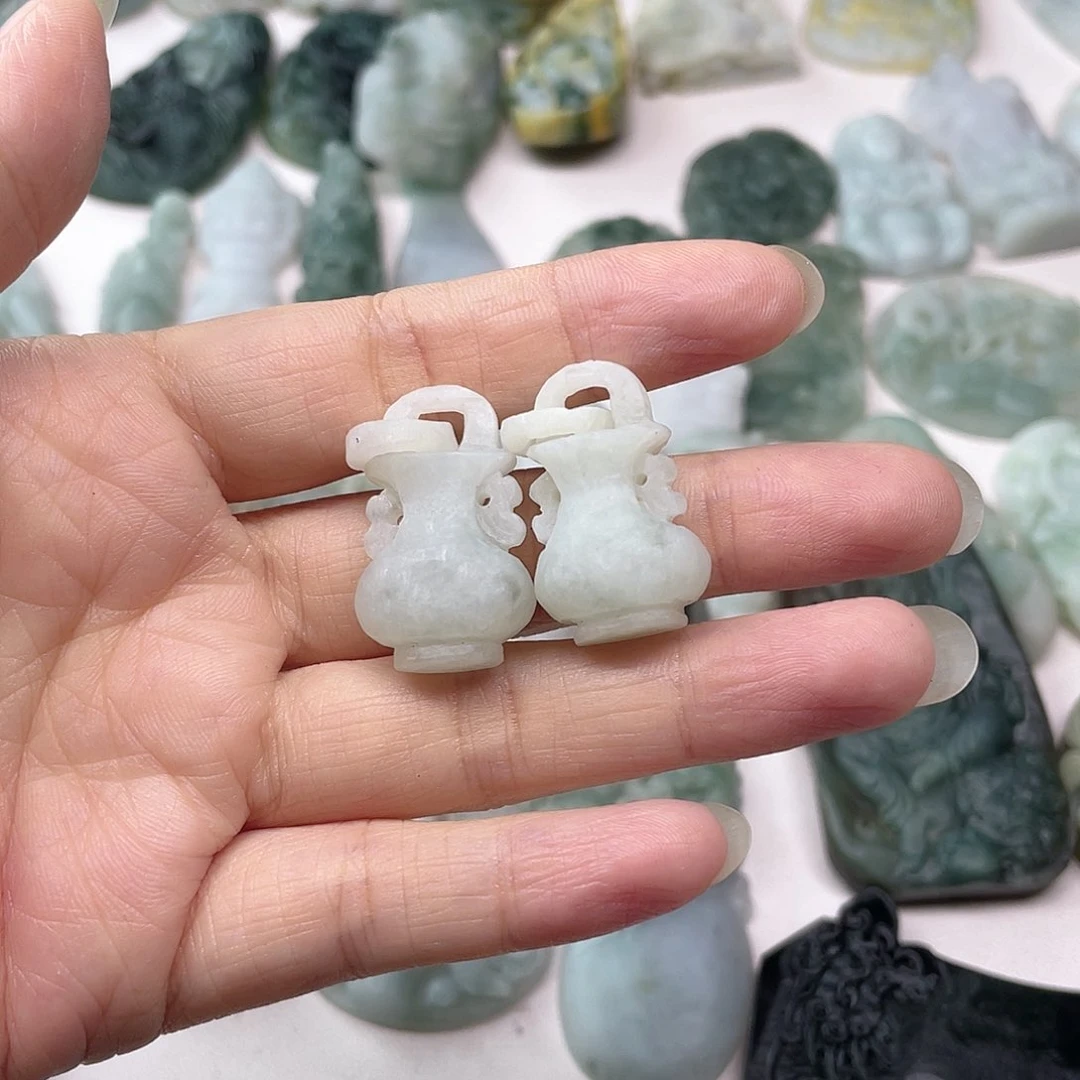 未镶嵌定制翡翠翡翠