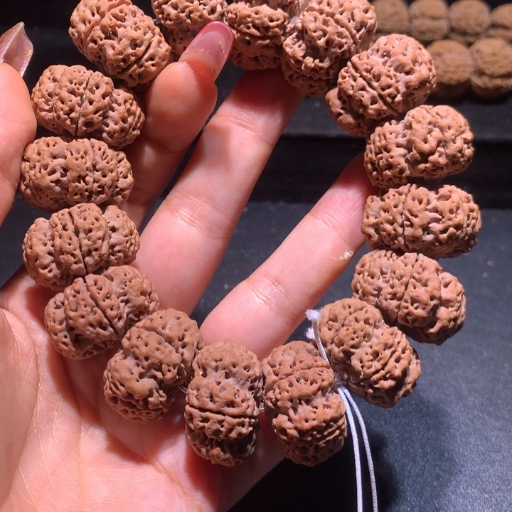 贴***人手串金刚菩提26+无忧梅花