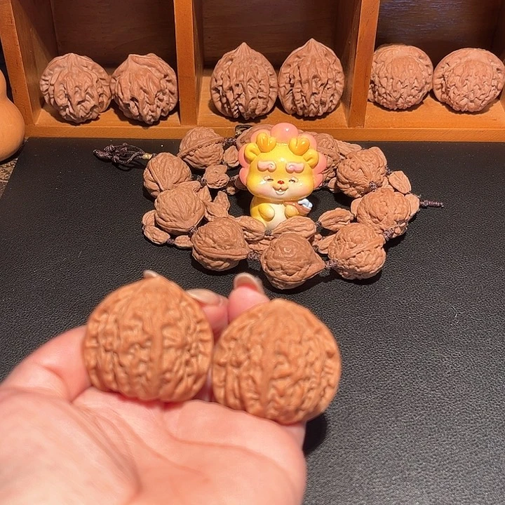 吊坠文玩核桃金牛