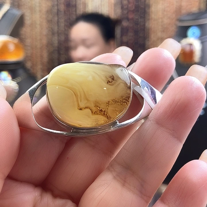 银S925镶嵌琥珀手镯手镯