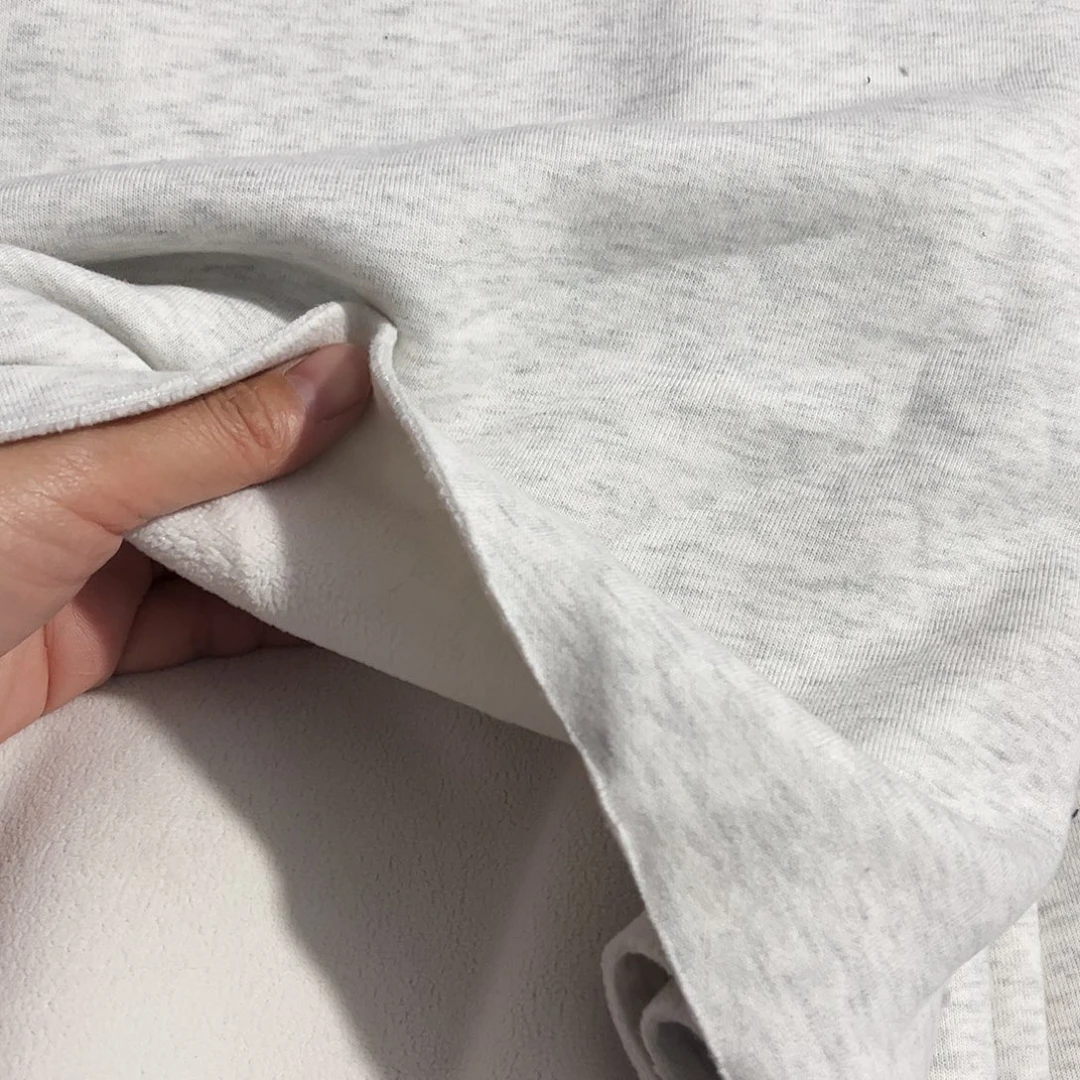 白花灰色奥利绒1.9×2米长带螺纹