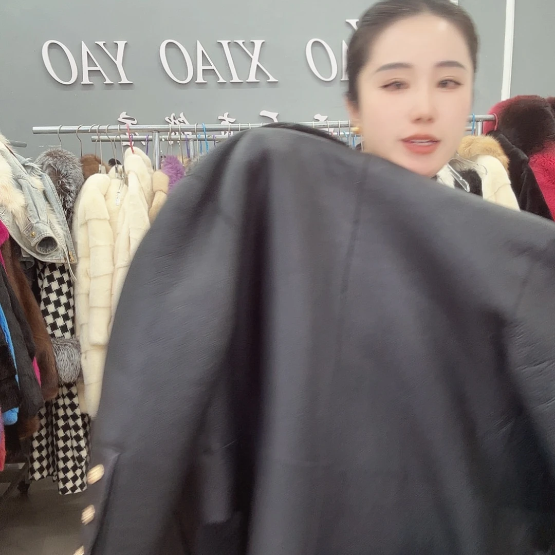 姚小妖家高端皮草