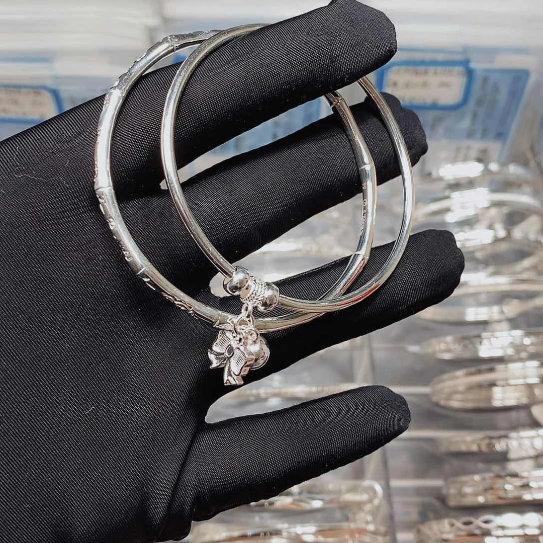 无足银满满吉言光圈手镯54