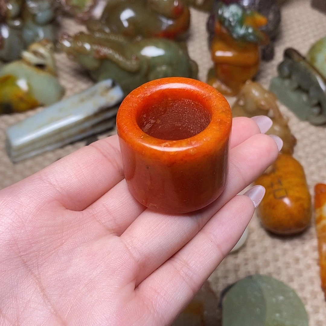 未镶嵌蛇纹石玉颈饰