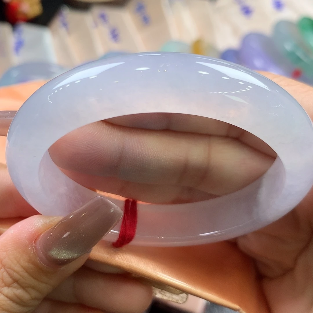 翡翠未镶嵌手镯55贵妃