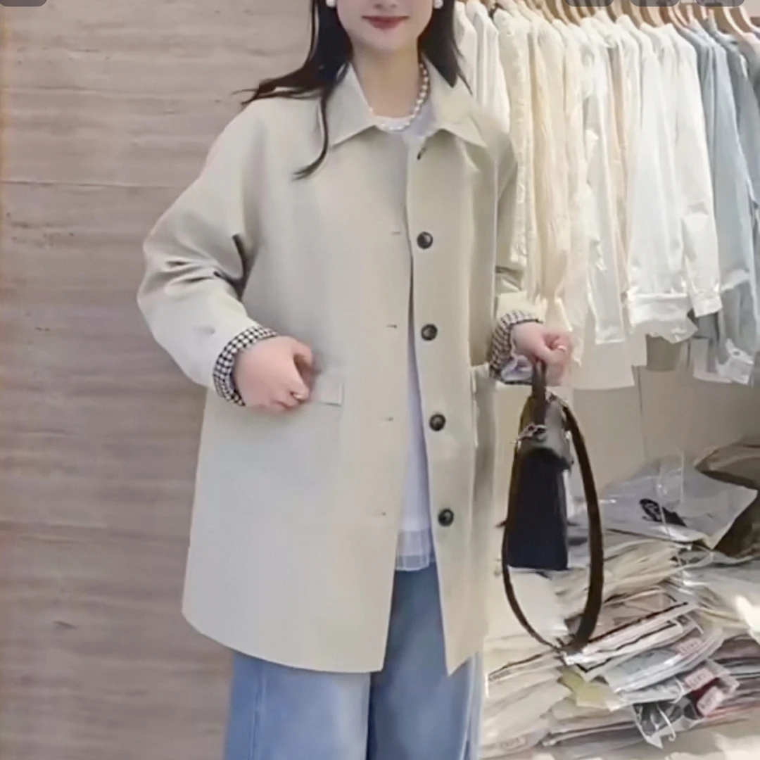2503简约英伦风格子拼接风衣外套（衣长78左右）