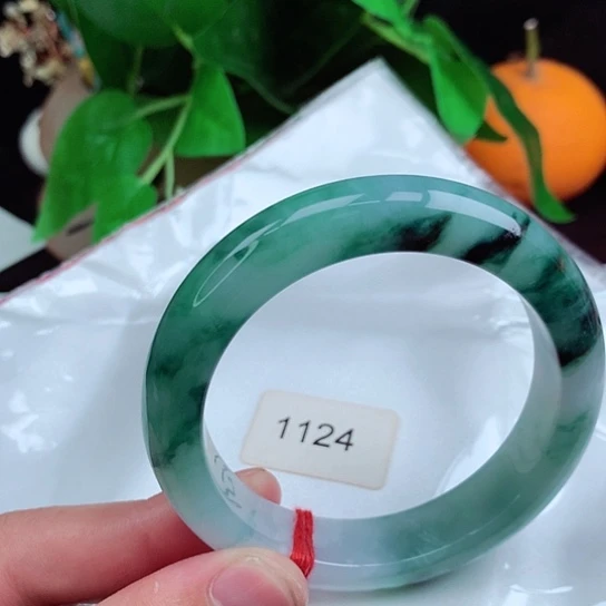 翡翠手镯未镶嵌正圈062