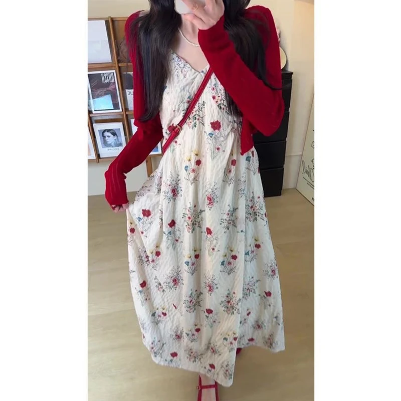 韩系碎花吊带连衣裙女夏季新款洋气漂亮无袖背心裙长裙长袖开衫