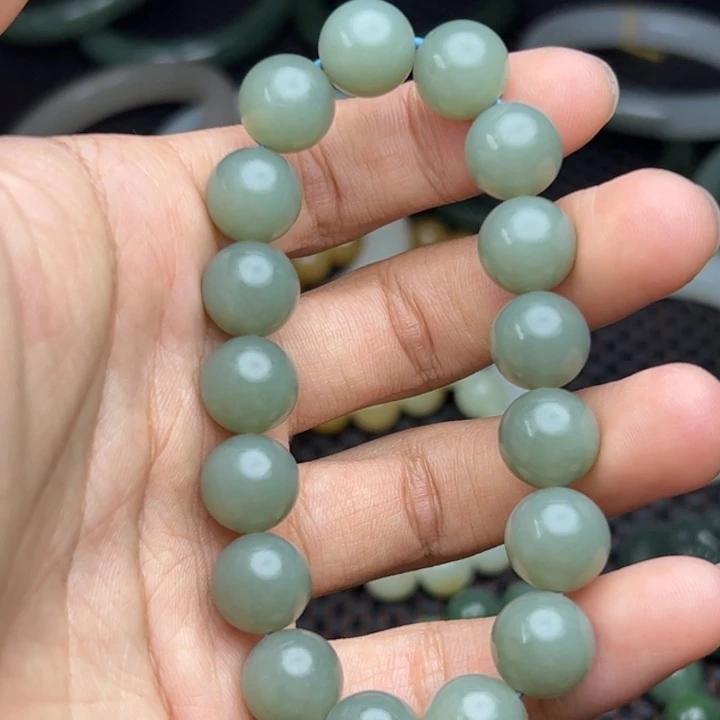 手链未镶嵌和田玉