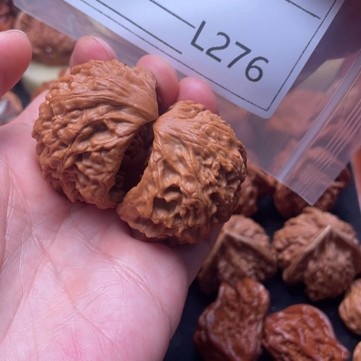 粒***材桃核把件42太极霸王蛇