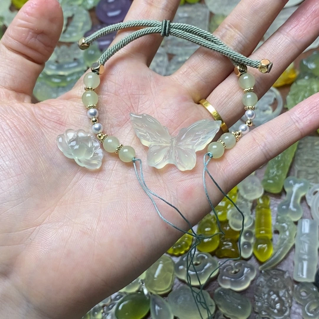 蛇纹石玉合金项链