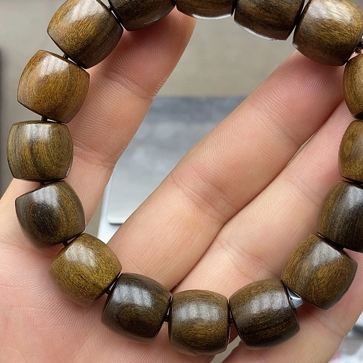 沉香沉香碎屑巴布亚贡木11号