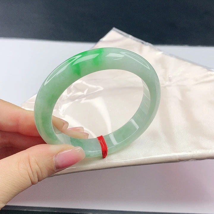 未镶嵌手镯翡翠翡翠674