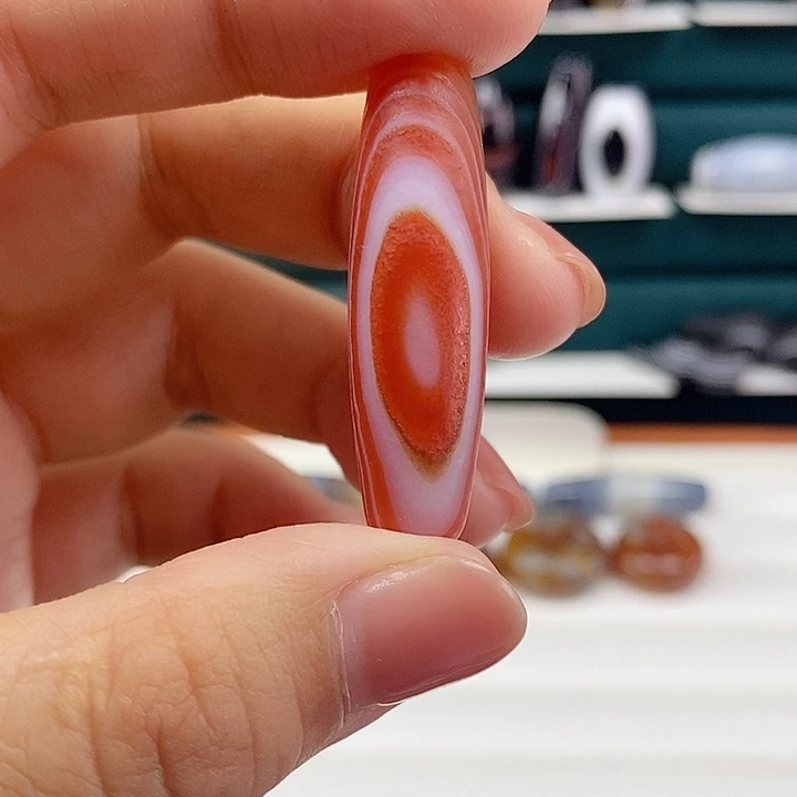 宝****玛瑙/玉髓未镶嵌颈饰
