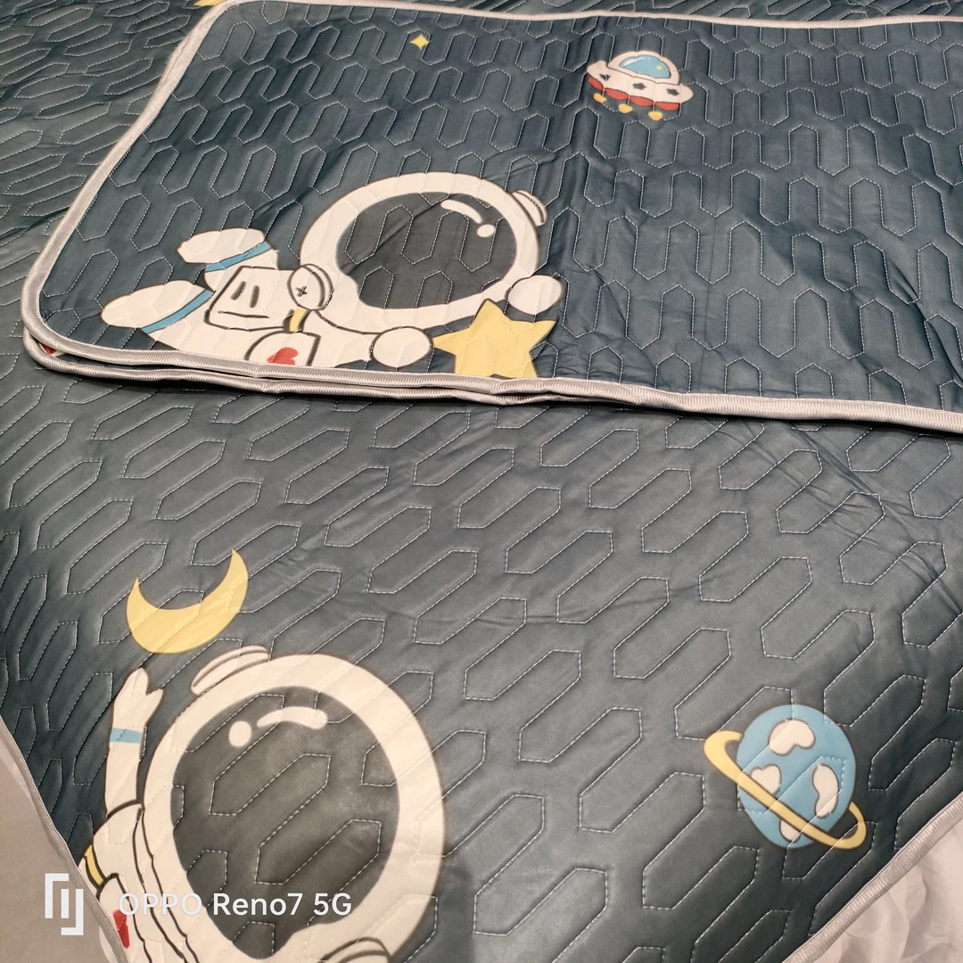 Fugari床裙款可水洗乳胶凉感丝三件套空调夏季款-太空人150*200