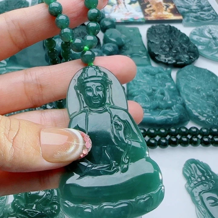 翡翠未镶嵌颈饰多样性发货天然A货翡翠