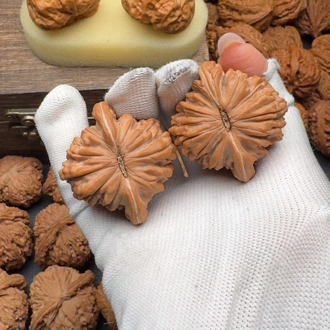 文玩核桃吊坠从**来44楼子4726