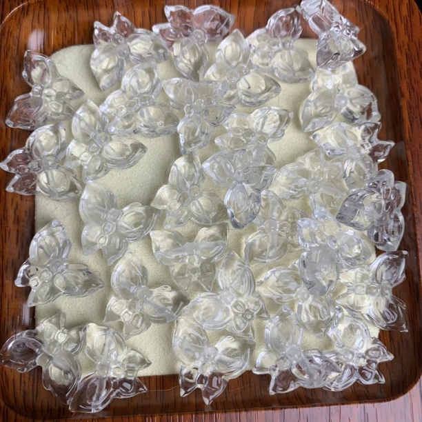 白水晶蝴蝶配件 DZ120 多样性发其一