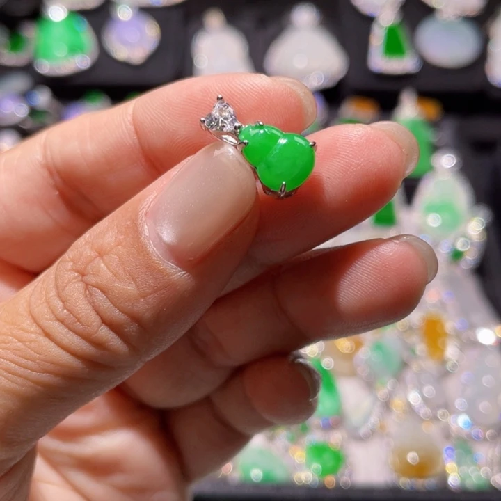 翡翠银S925镶嵌颈饰精品