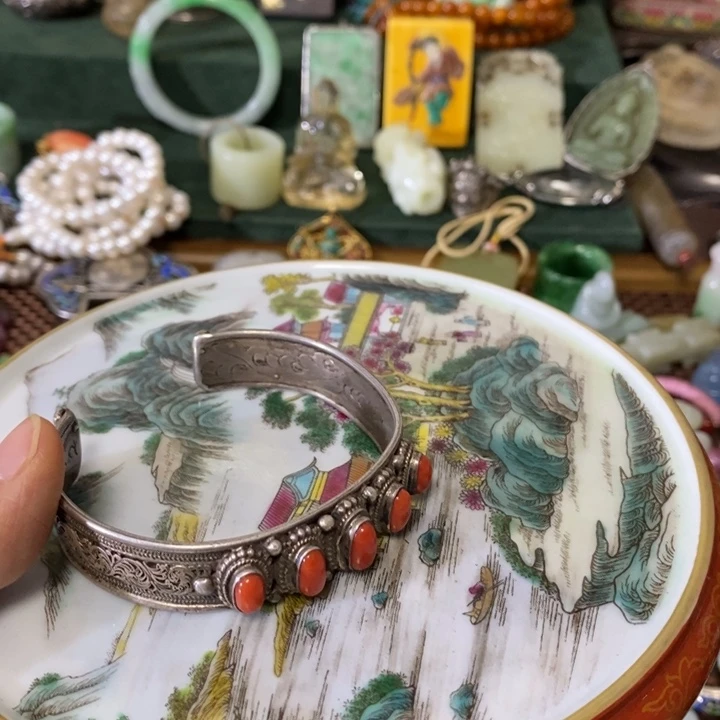 。****@精品小件精品小件