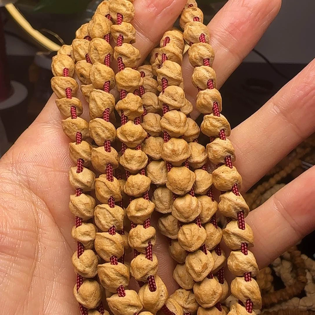 柏香籽/百香籽吊坠S****n白蛇