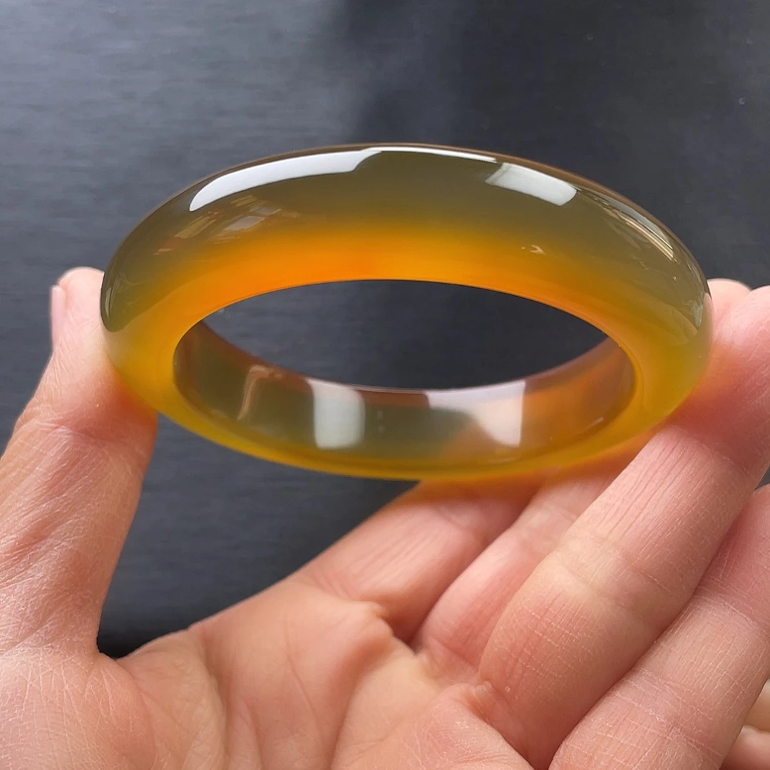 玛瑙/玉髓未镶嵌手镯56圈口