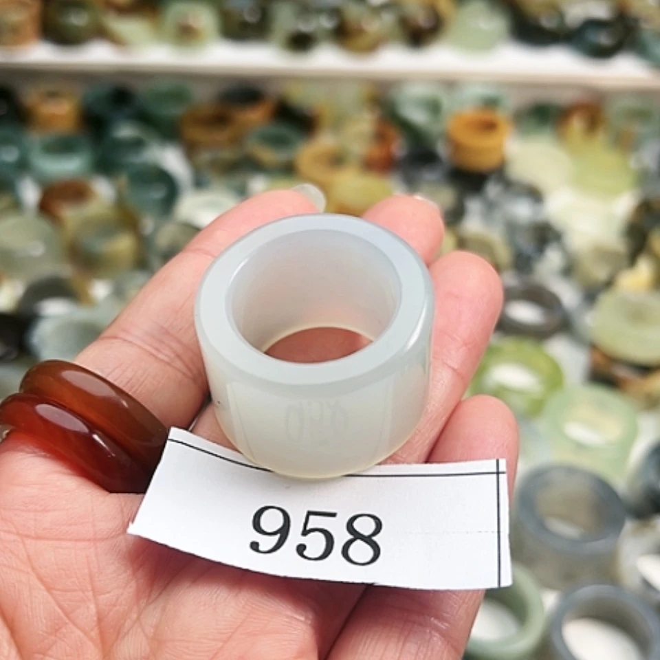 【闪购商品】蛇纹石玉戒指未镶嵌片*云