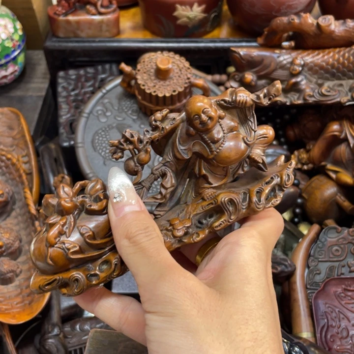 端景台紫檀木类木