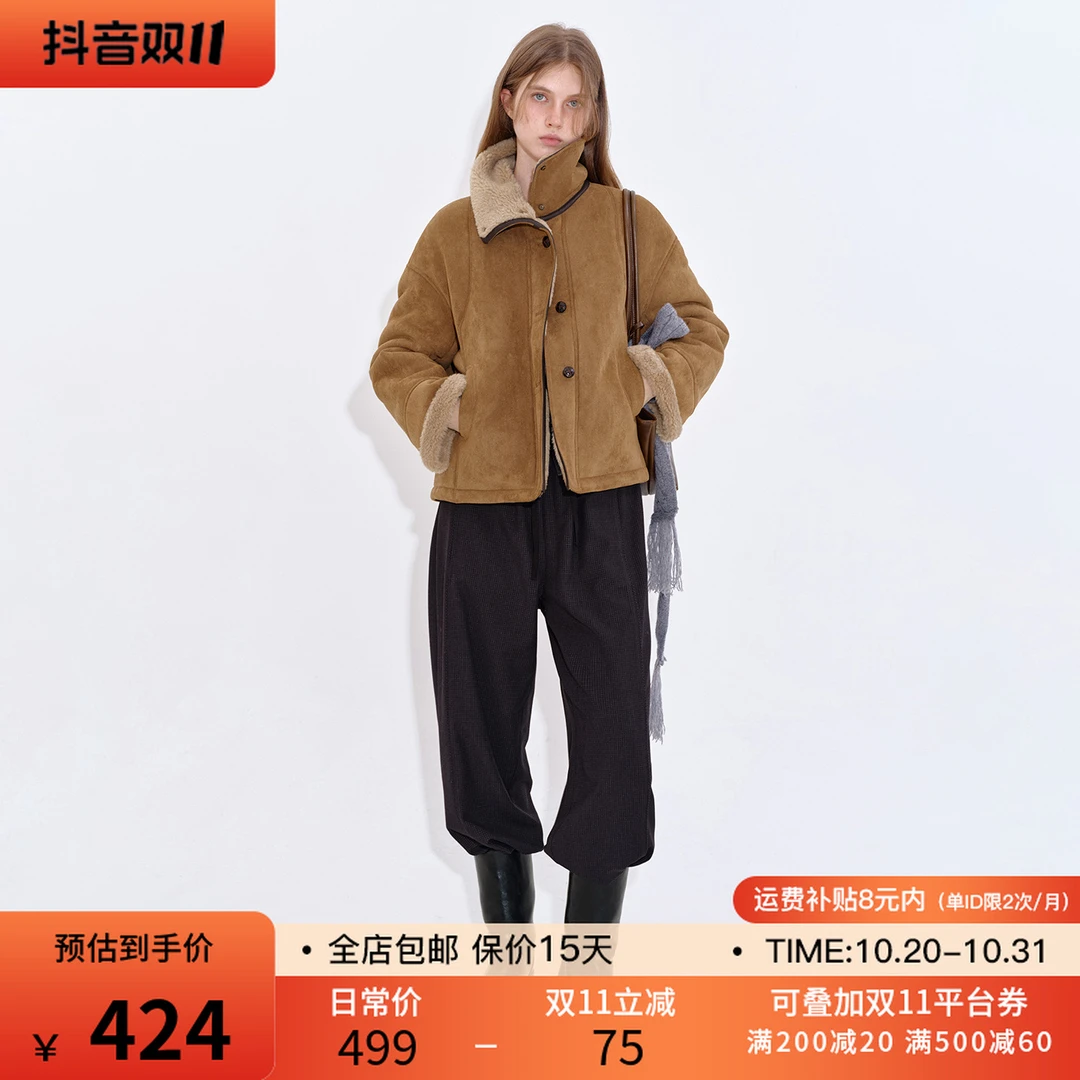 10.31上新 雪城律动 结构线撞色毛圈拼接外套FD25W046