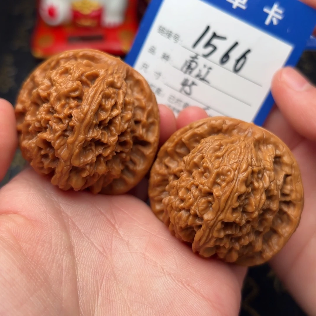 吊坠文玩核桃南疆石