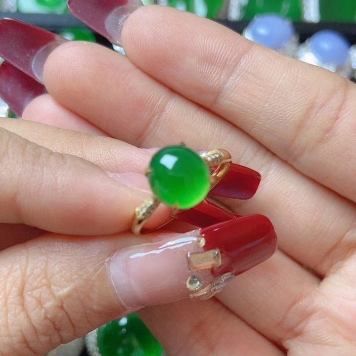 翡翠颈饰18K金镶嵌