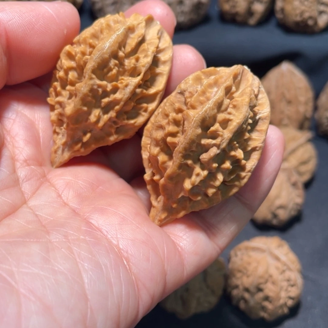 【闪购商品】文玩核桃吊坠东北楸子10