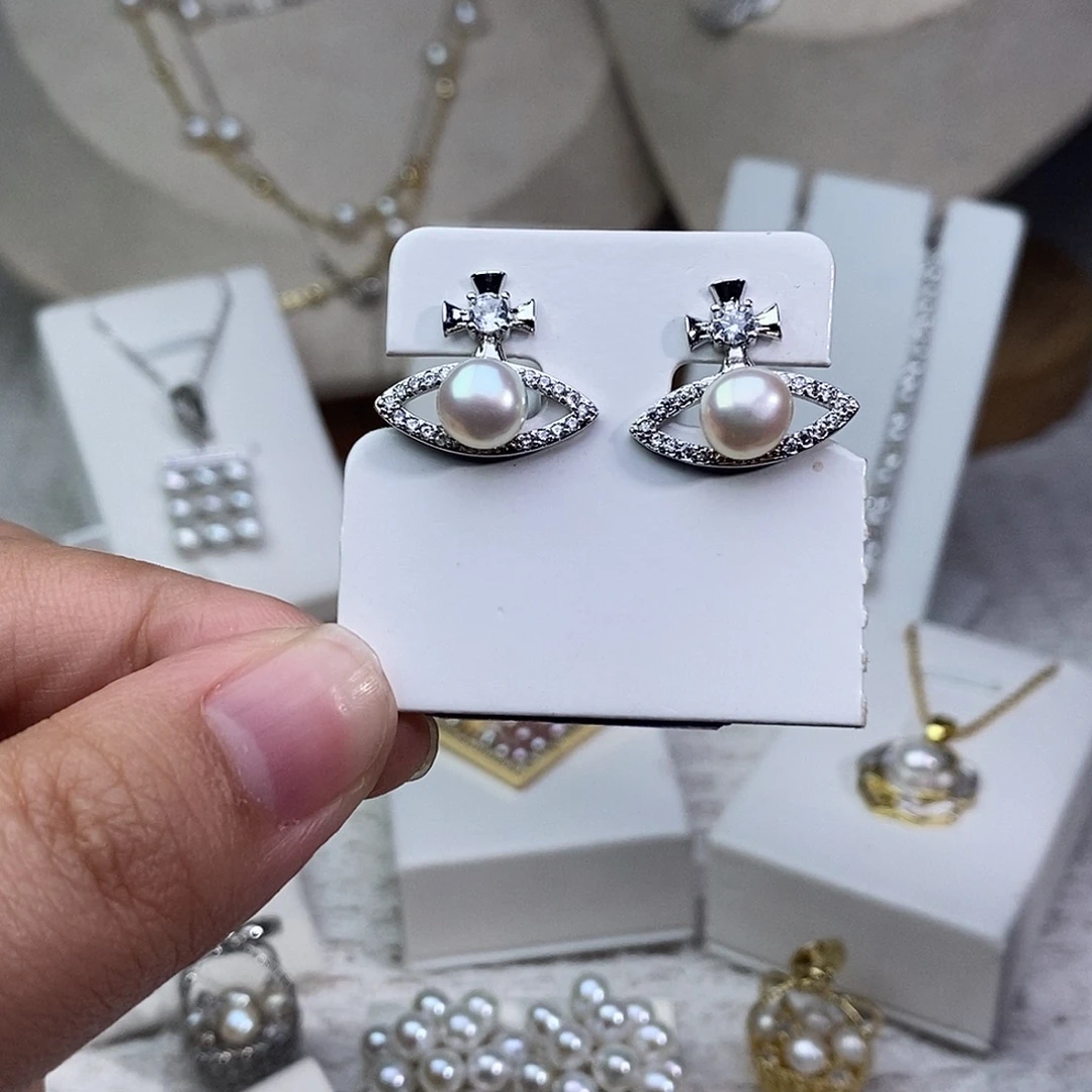 银S925镶嵌耳饰淡水珍珠