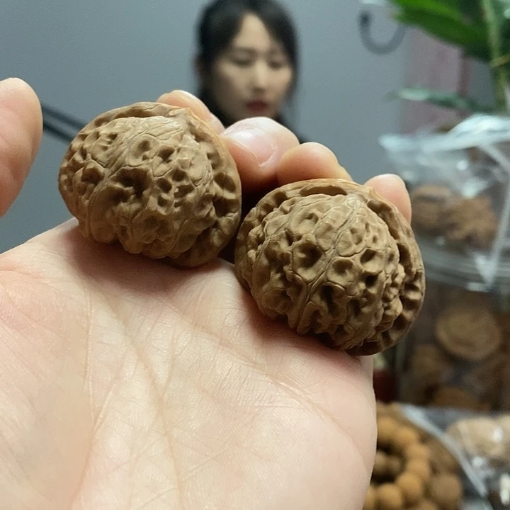 文玩核桃把件38桃心宫灯修