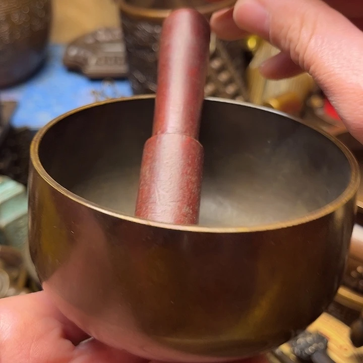 精美铜器批发档口