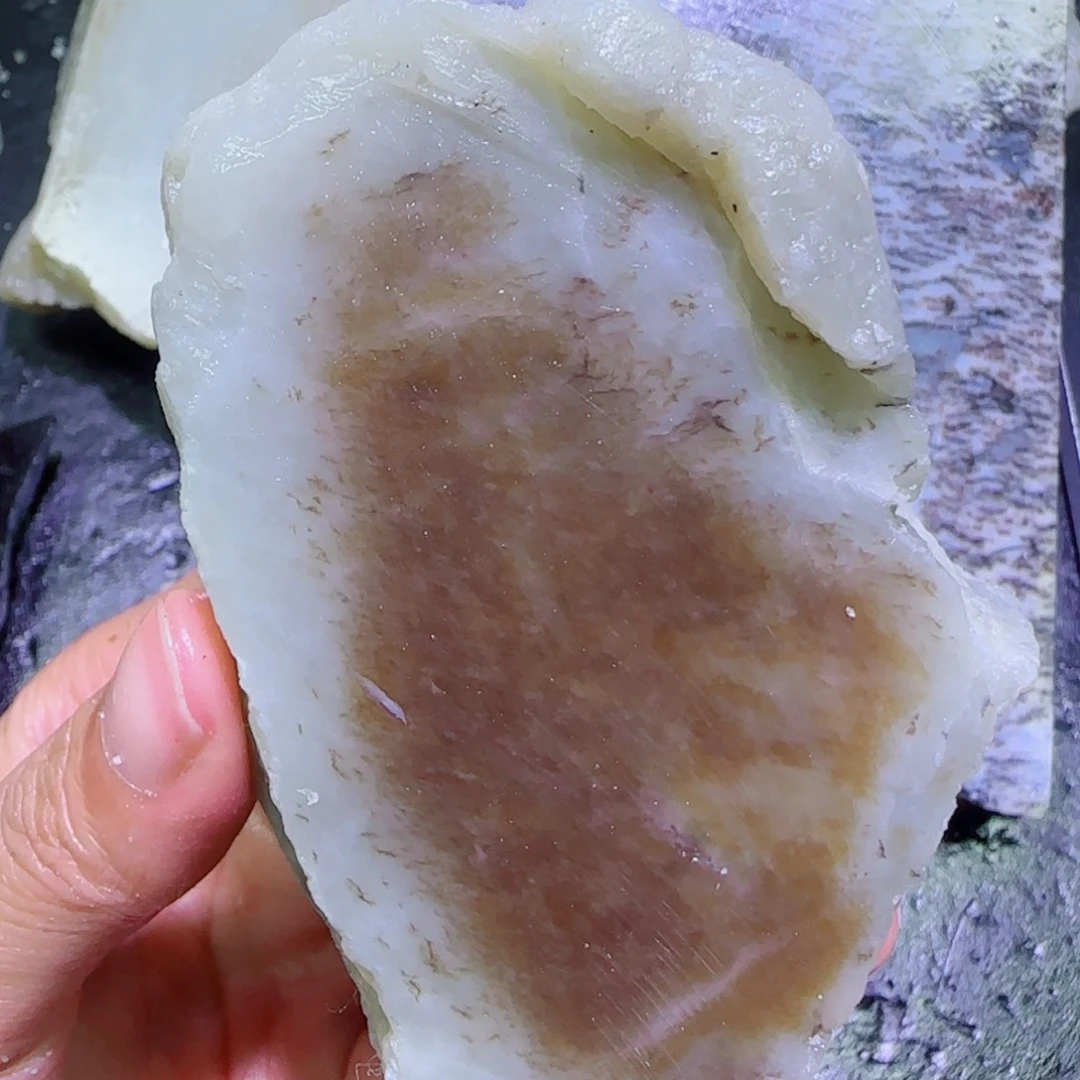 和田玉（糖玉）未镶嵌珠宝半成品