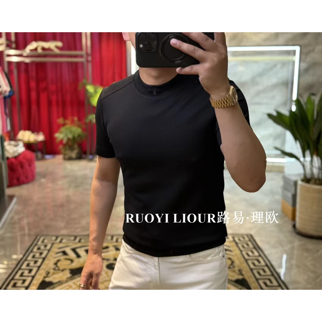 【路易理欧】新款欧货时尚潮流简约轻奢纯色刺绣小蜜蜂短袖0392