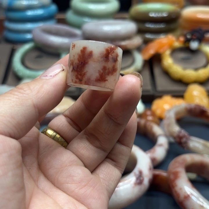 猫***水石英岩玉合金颈饰