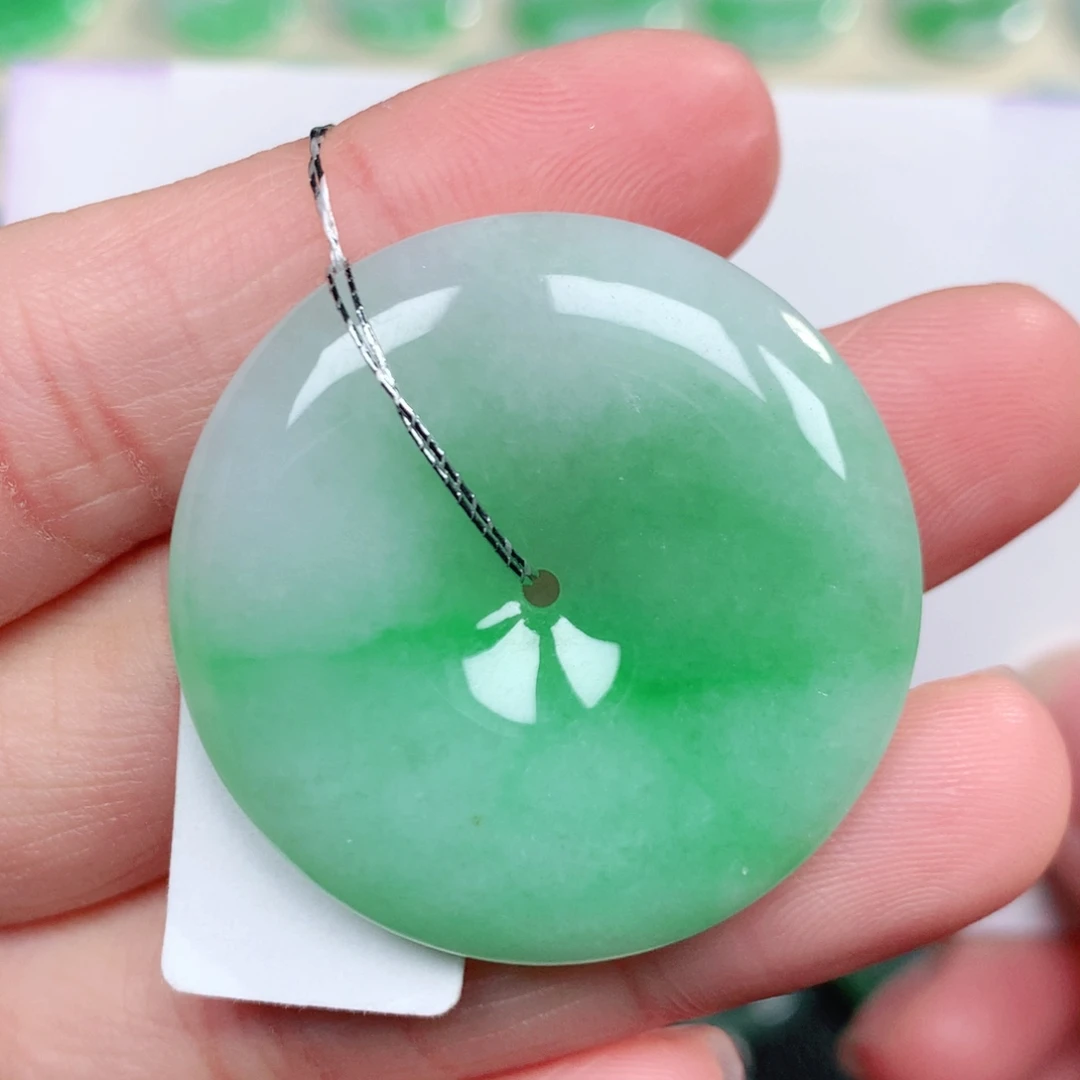 翡翠未镶嵌颈饰35-6.0