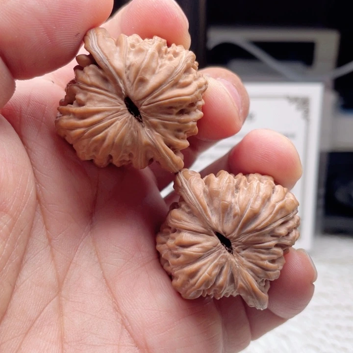 文玩核桃把件汉高楼39尺（全品）