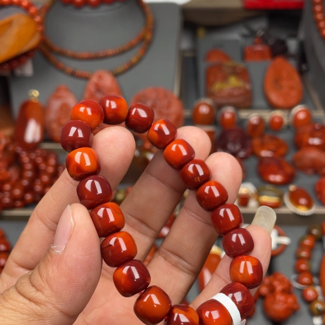 【闪购商品】南红玛瑙珠宝奇石未镶嵌单圈10