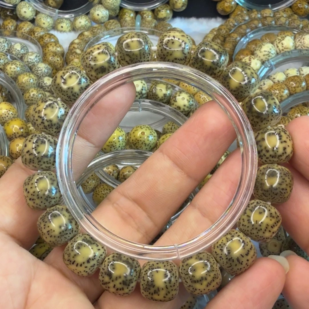 手串星月菩提帝王绿打底侧留白星点货12.5/11.5